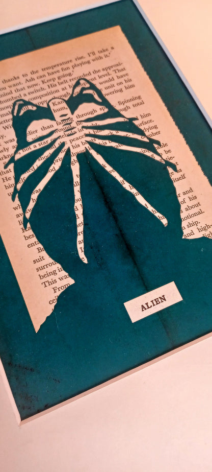 Alien// "Facehugger Emerging" Double Papercut Original in Grunge Teal