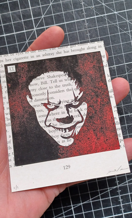 IT// "Pennywise Polaroid Papercut 129"